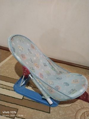 chaqaloqlar uchun chòmilish stulchasi
