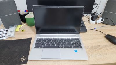hp noutbuk sotiladi holati yangi