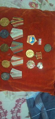 Продаётся медали советские