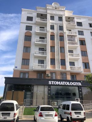 Урганч шахар Хоразм палас йондо 3-хонали 80-кв квартира сотилди.