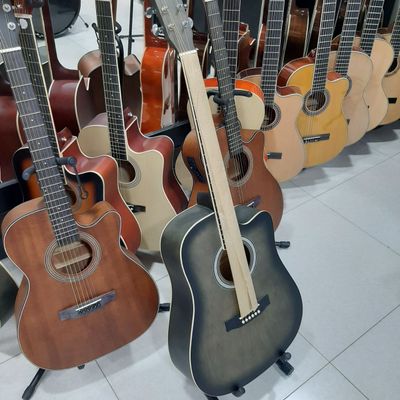 Guitar yengi Caravan firmasi