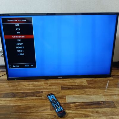 Продаю телевизор ROISON 42", не смарт