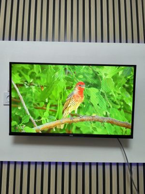 Продаётся телевизор смарт Artel TV LED UA32 H3200.