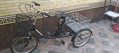 Продам велосипед 3 колёсный для взрослых