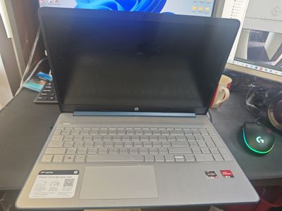 HP 15-EF2126WM Noutbuk sotiladi