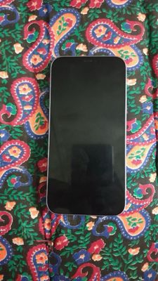 Iphone 12 sastayaniya yaxwi