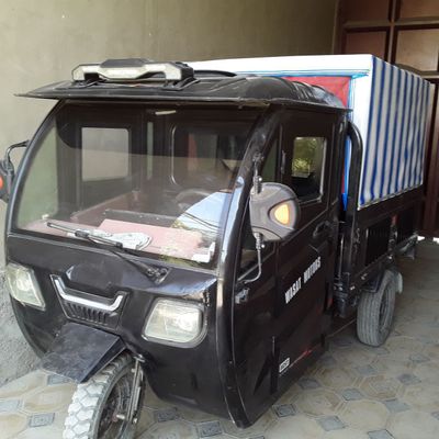 Elektro mototsikl sotiladi narxi 15 million