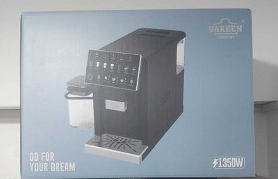 Кофемашина автоматическая с капучинатором и кофемолкой Uakeen ZL-1504.