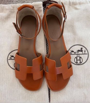 "Hermes sandals"
