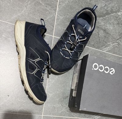 кроссовки ECCO и Lacoste