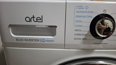 Продам срочно стиральную машина Artel.