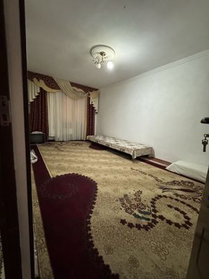 Qarshi tumani Avroradan srocha 3 xonali uy sotiladi