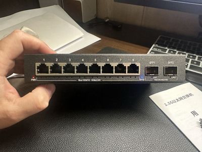 Switch 2,5gb два портса sfp для сети 10g
