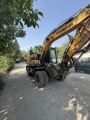 Hyundai 145 sotiladi