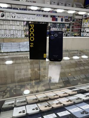 Poco F6 8/256 ideal
