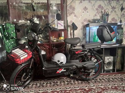 продаётся электро скутер