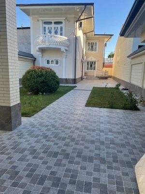 Аренда Азербайджанский центр Дом 192 кв.м