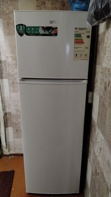 Продам холодильник артель