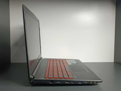 MSI igravoy notebook b/u