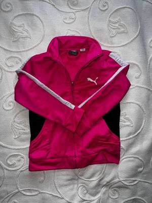 Продаётся Ветровка Puma