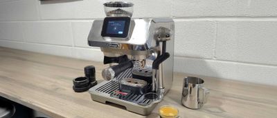 Итальянская Кофеварка DeLonghi La Specialista Touch