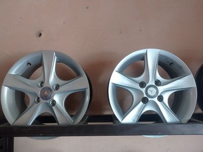 Diska R14 sotiladi