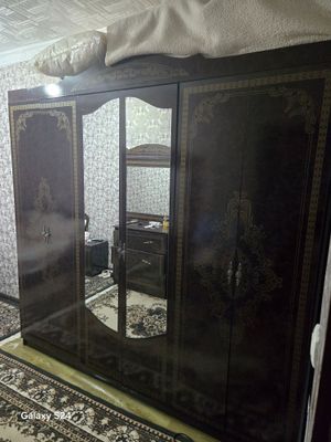 Двуспальный гарнитур