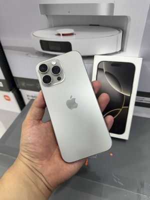 Iphone 16 pro Max 256 100 yomkst
