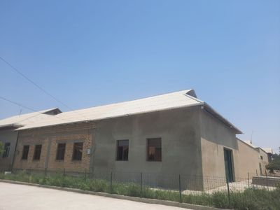 Срочна пишик гиштли уй сотилади Pisshiq g'isht Plita hamma uylar darv