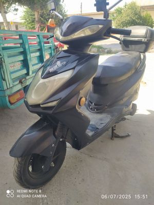 Wasat sport benzinli skuter