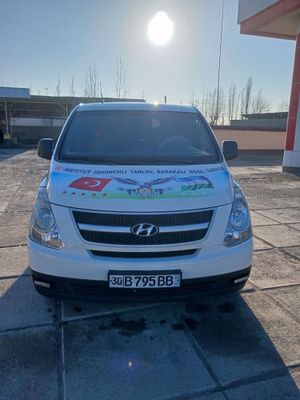 Hyundai h 1 2010 yil 280 km