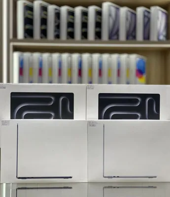 Macbook air M4 13 inch 16/512 NASIYA!!