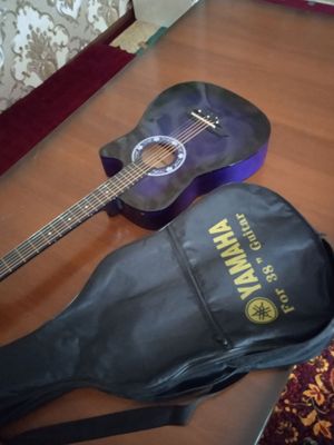 Gitara sotiladi holati yaxshi yangi hali chinada i