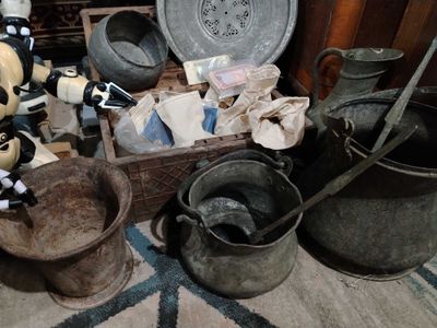 Старинная, медная посуда.