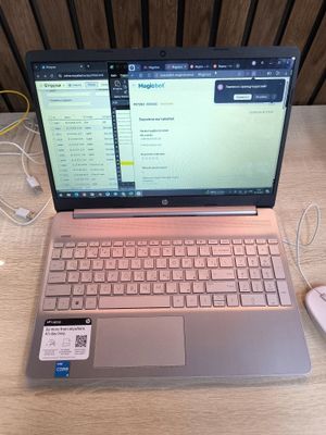 HP Laptop noutbuk