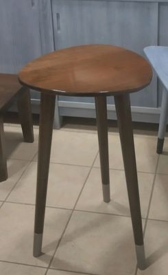 Интерьерный стол