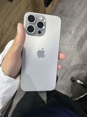 Iphone 15 pro max sorchna