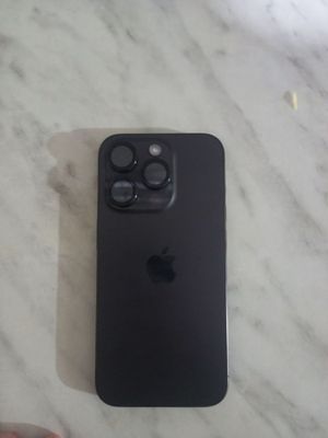 iphone 15 pro titanoviy rang