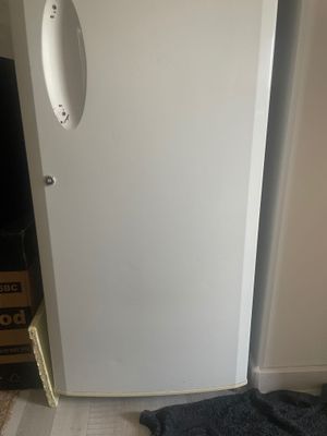Холодильник LG в хорошем состояние