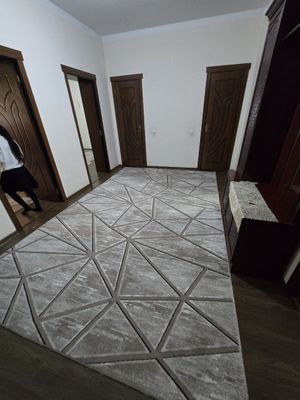 Uy zudlik bn sotiladi. 35.000$ krediti bor