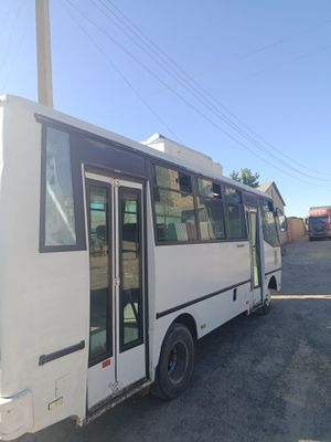Aftobus isuzu 2008