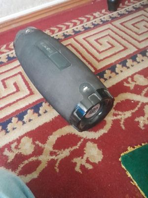 Продаётся колонка JBL