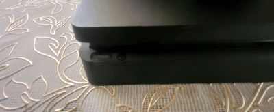 продаю свой ps4 slim 1tb