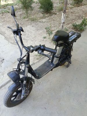 Monster sotiladi