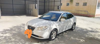 Hyundai avante 2009