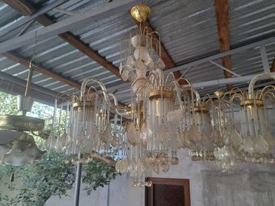 Lyustra sotiladi 6 talik