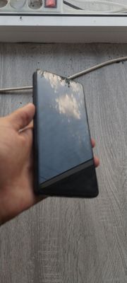 Игровой смартфон Tecno Pova 5