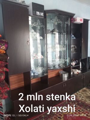 продаётся стенка и стол