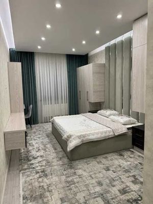 Сдается квартира абсолютно новая 4х комнатная 120 кв. Звоните Срочно !