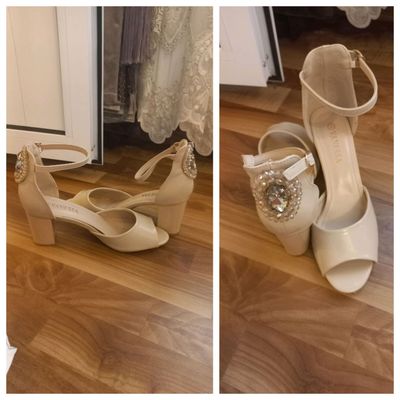 Летние босоножки